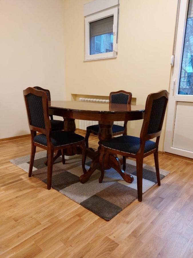 Apartamento Jez Belgrado Exterior foto
